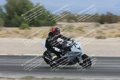 media/Nov-15-2025-Race Pace (Sat) [[8de605a2d8]]/Verified Riders/Turn 8 Inside (935am)/